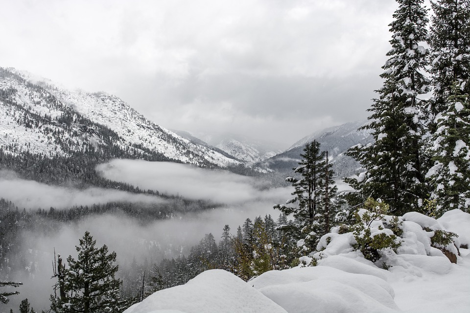 snow in mts