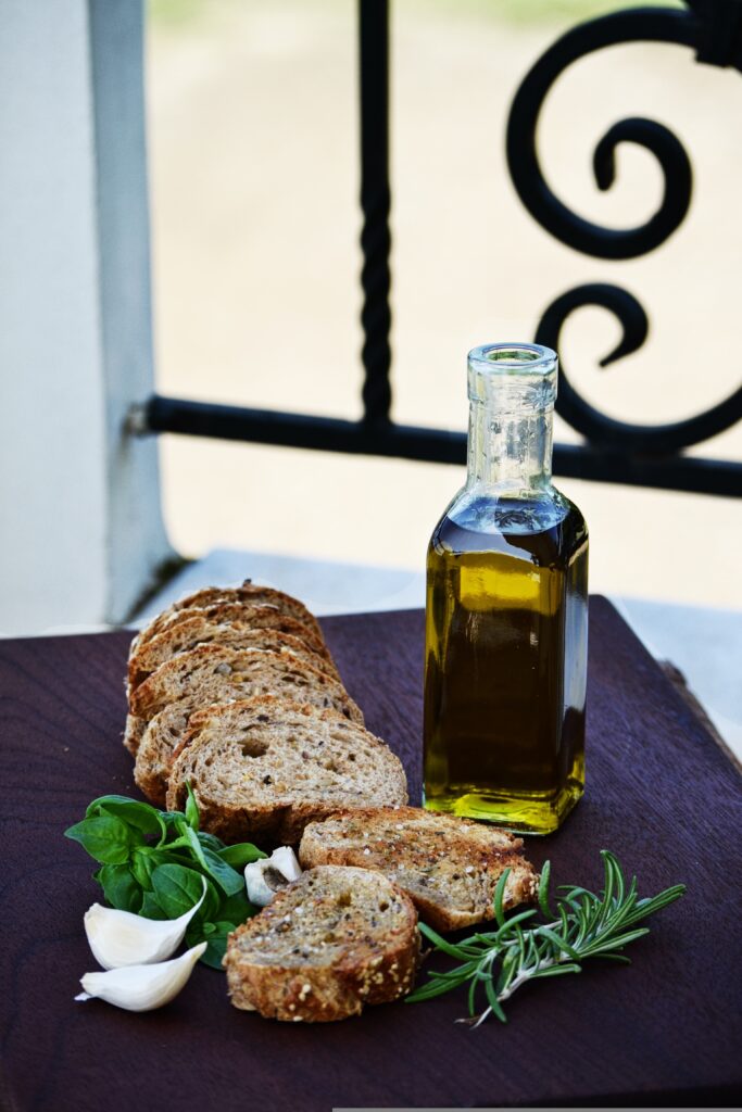 bread-oil bread and oil with rosemary